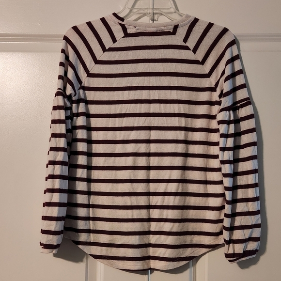 OLD Navy Lightweight Crewneck Long Sleeve Striped Sweater, X-small - Picture 8 of 9